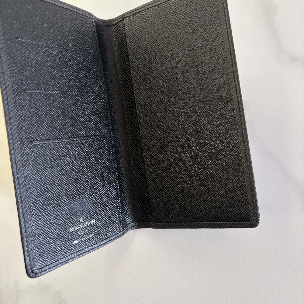 Louis Vuitton Taiga Leather Long Wallet Ardoise Black - Picture 4 of 9